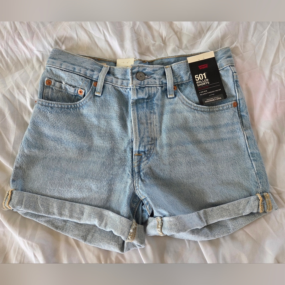 Levi's 501 Light Wash Denim Rolled Shorts Size 24